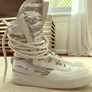 Nike Air Force 1 SF High